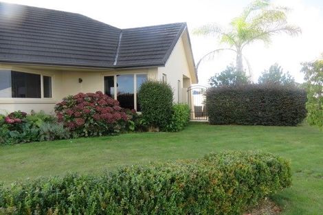 Photo of property in 2 Oldfield Court, Huntington, Hamilton, 3210