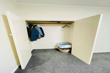 Photo of property in 25 Rosehill Drive, Rosehill, Papakura, 2113