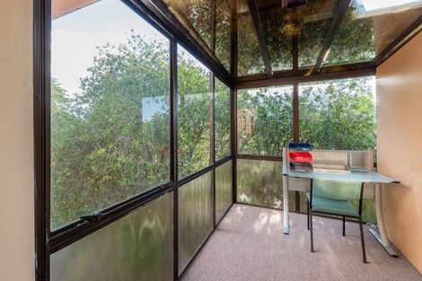 Photo of property in 40 Akoranga Drive, Northcote, Auckland, 0627