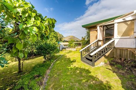 Photo of property in 36 Constable Road, Waiuku, 2123