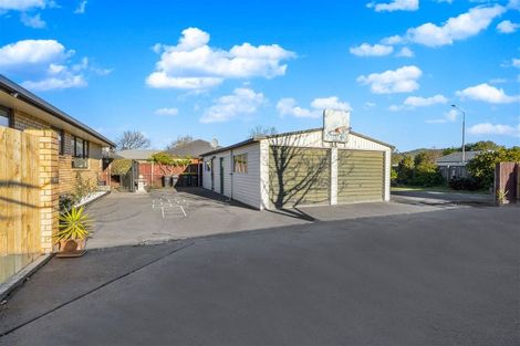 Photo of property in 327 Ferry Road, Waltham, Christchurch, 8011