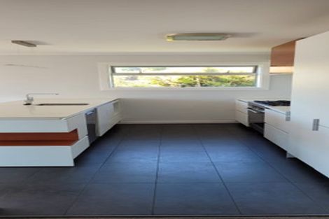 Photo of property in 53 Calvert Road, Lynmouth, New Plymouth, 4310