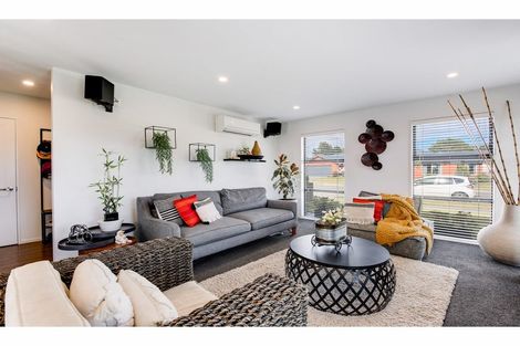 Photo of property in 24 Roys Street, Marshland, Christchurch, 8083