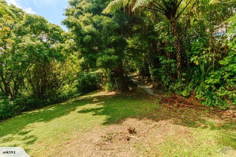Photo of property in 64 Pomare Road, Tirohanga, Lower Hutt, 5010