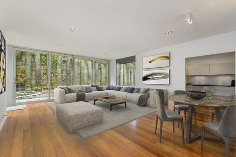 Photo of property in 19 Buckleys Track, Paremoremo, Auckland, 0632