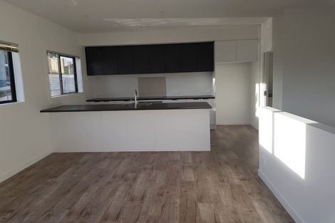 Photo of property in 89 Carlisle Road, Torbay, Auckland, 0632