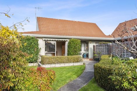 Photo of property in 2a Tudor Court, Paraparaumu Beach, Paraparaumu, 5032