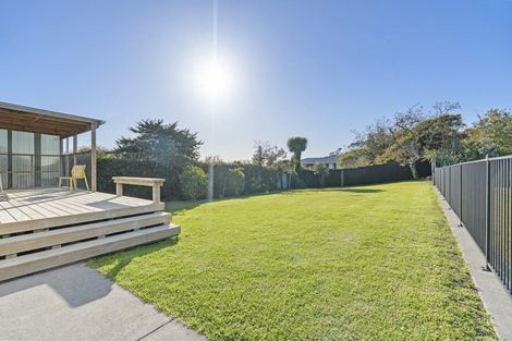 Photo of property in 97d Pioneer Road, Moturoa, New Plymouth, 4310