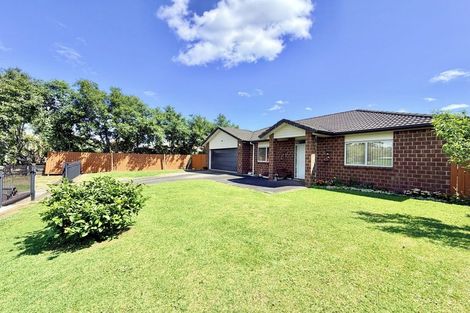 Photo of property in 547 Great South Road, Rosehill, Papakura, 2113