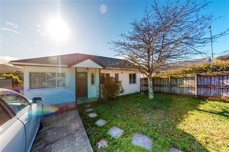 Photo of property in 103 Bell Street, Tawa, Wellington, 5028