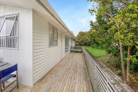Photo of property in 2 Nikau Place, Parahaki, Whangarei, 0112