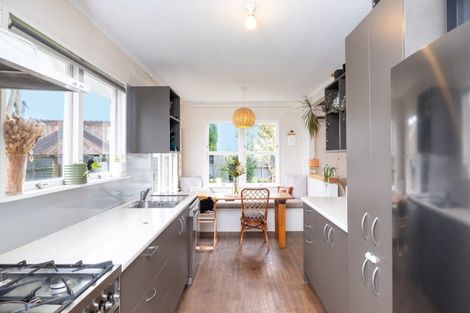 Photo of property in 1 Ripon Place, Tamatea, Napier, 4112