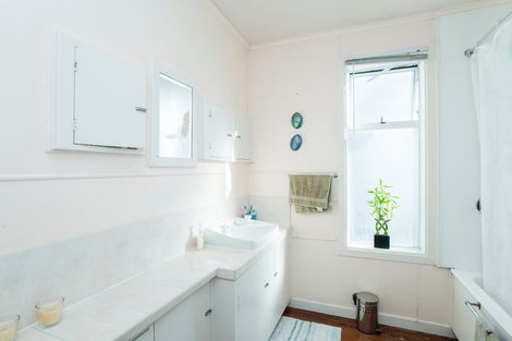 Photo of property in 163 Stout Street, Mangapapa, Gisborne, 4010