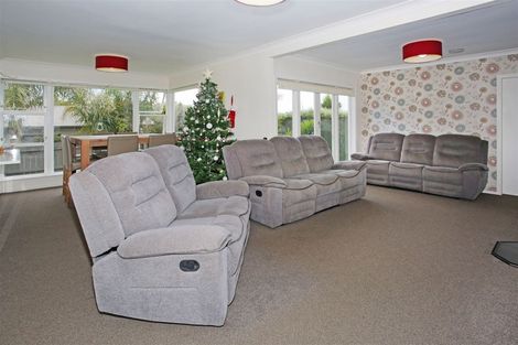 Photo of property in 6a Kayes Road, Pukekohe, 2120