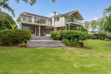 Photo of property in 247 Broomfields Road, Whitford, Howick, 2571