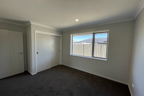 Photo of property in 16 Whangaehu Place, Te Awa, Napier, 4110