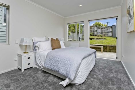 Photo of property in 1/61 The Avenue, Albany, Auckland, 0632