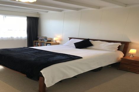 Photo of property in 115 Awhitu Road, Karioitahi, Waiuku, 2683