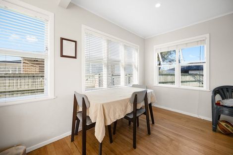 Photo of property in 25 Cotton Street, St Andrews, Hamilton, 3200