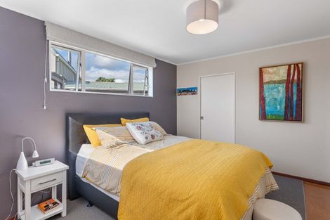Photo of property in 1 Frances Street, Waikanae Beach, Waikanae, 5036