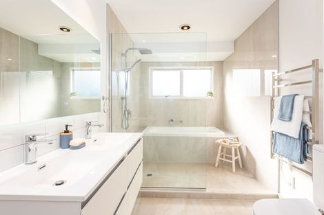 Photo of property in 27 Resolution Place, Bryndwr, Christchurch, 8053