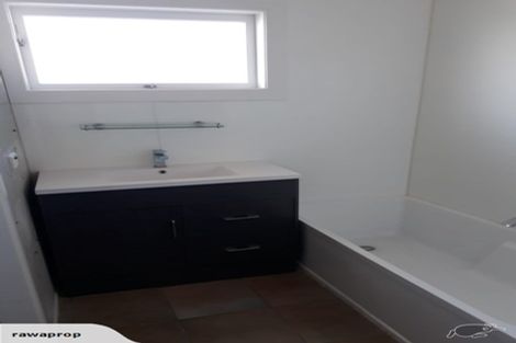 Photo of property in 18 Dakota Avenue, Beach Haven, Auckland, 0626