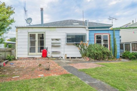 Photo of property in 25 Mason Terrace, Gonville, Whanganui, 4501