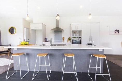 Photo of property in 16 Lane Street, Wallaceville, Upper Hutt, 5018