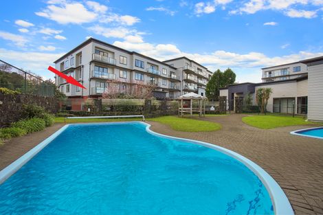 Photo of property in 68 Mountain Road, Henderson Valley, Auckland, 0612