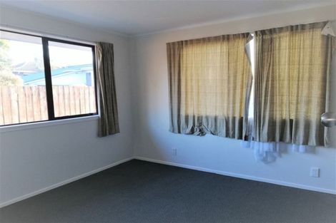 Photo of property in 2/25 Harris Road, Mount Wellington, Auckland, 1051