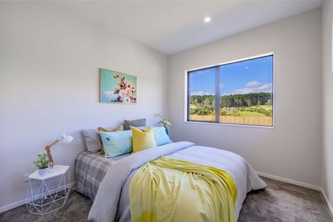 Photo of property in 18 Jeroboam Loop, Kumeu, 0810
