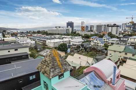 Photo of property in 175 Grant Road, Thorndon, Wellington, 6011