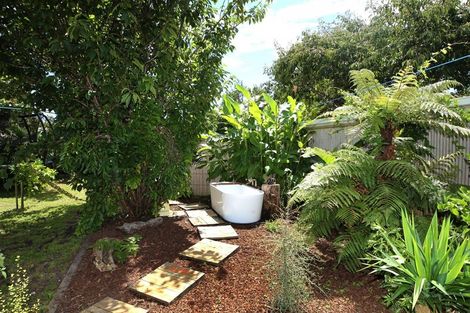 Photo of property in 11-13 Kuku Street, Te Awanga, 4102