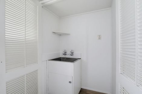 Photo of property in 1/146 Victoria Avenue, Hokowhitu, Palmerston North, 4410