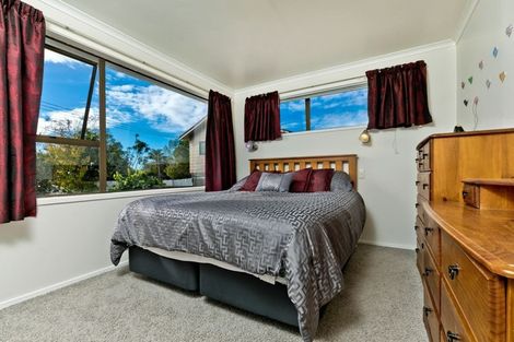 Photo of property in 65 Luckens Road, West Harbour, Auckland, 0618
