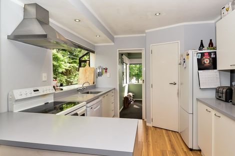 Photo of property in 44 Cromwell Drive, Fitzroy, Hamilton, 3206