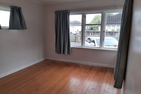 Photo of property in 54 Banbury Crescent, Fairfield, Hamilton, 3214