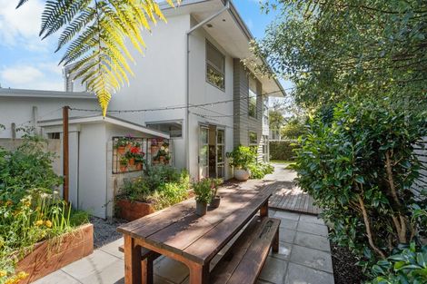 Photo of property in 180 Condell Avenue, Papanui, Christchurch, 8053