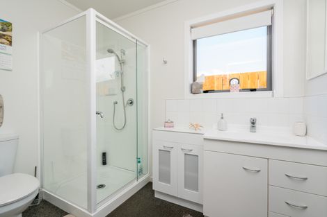 Photo of property in 4 Halyard Way, Mangawhai, 0505