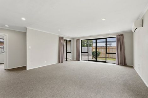 Photo of property in 46 Ward Street, Palmerston North, 4410