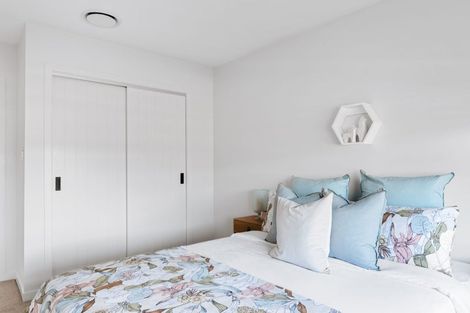 Photo of property in 20 Arohaina Avenue, Karaka, 2124