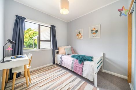 Photo of property in 61 Riverside Drive, Waiwhetu, Lower Hutt, 5010