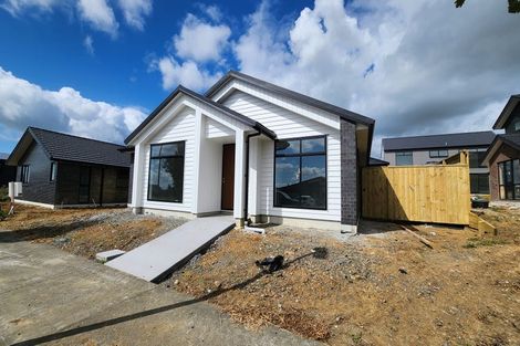 Photo of property in 4 Jonah Lomu Drive, Paerata, 2124