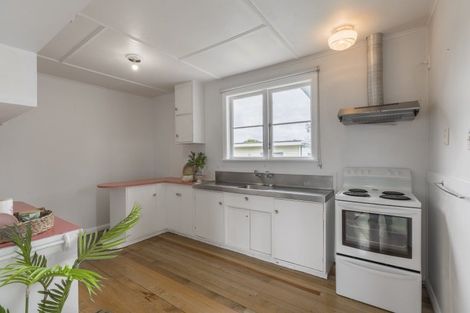 Photo of property in 1 Huia Road, Raumati Beach, Paraparaumu, 5032