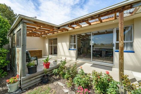 Photo of property in 37a Kinmont Crescent, Kinmont Park, Mosgiel, 9024