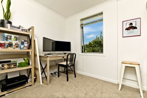 Photo of property in 36 Gunner Drive, Te Atatu Peninsula, Auckland, 0610