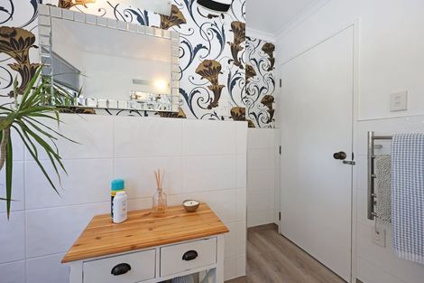 Photo of property in 11 Leven Street, South Hill, Oamaru, 9400