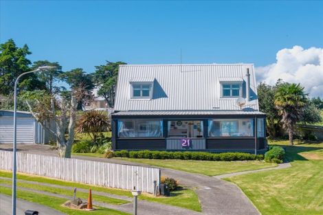 Photo of property in 21 Whenuariri Place, Maketu, Te Puke, 3189