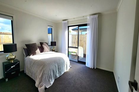 Photo of property in 8 Mcquillan Avenue, Woodend, 7610