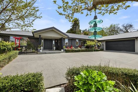 Photo of property in 572 Carrington Road, Hurworth, New Plymouth, 4371